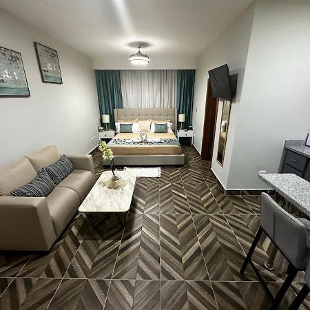 Hotel Monarca Higuey Exterior photo