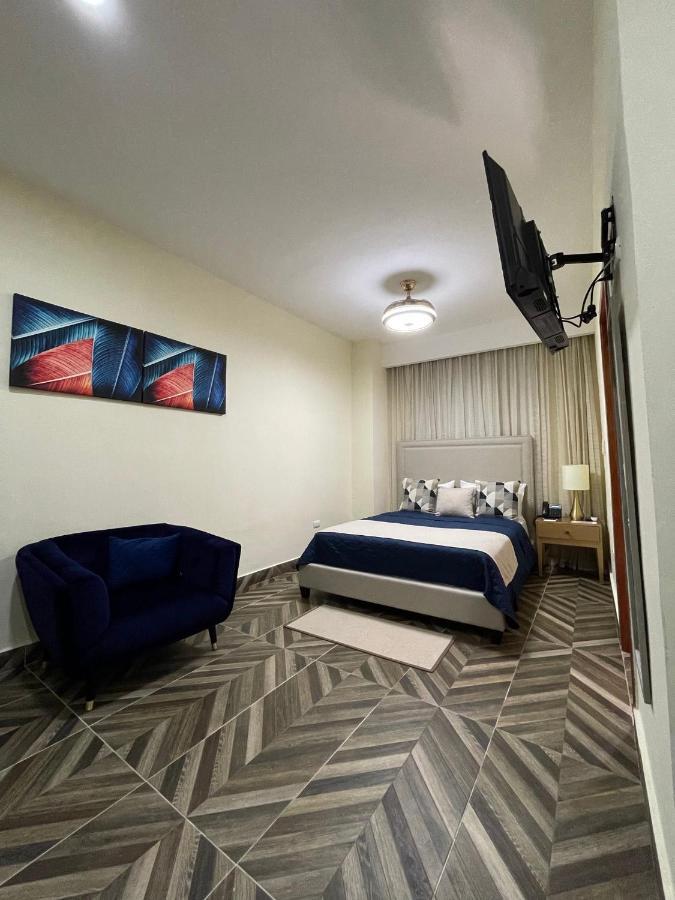 Hotel Monarca Higuey Exterior photo