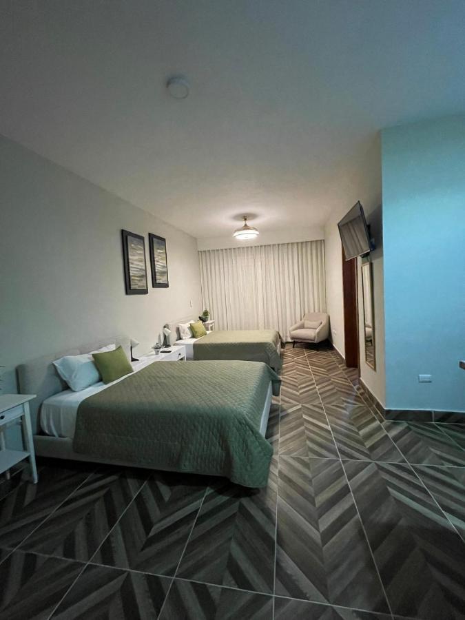 Hotel Monarca Higuey Exterior photo