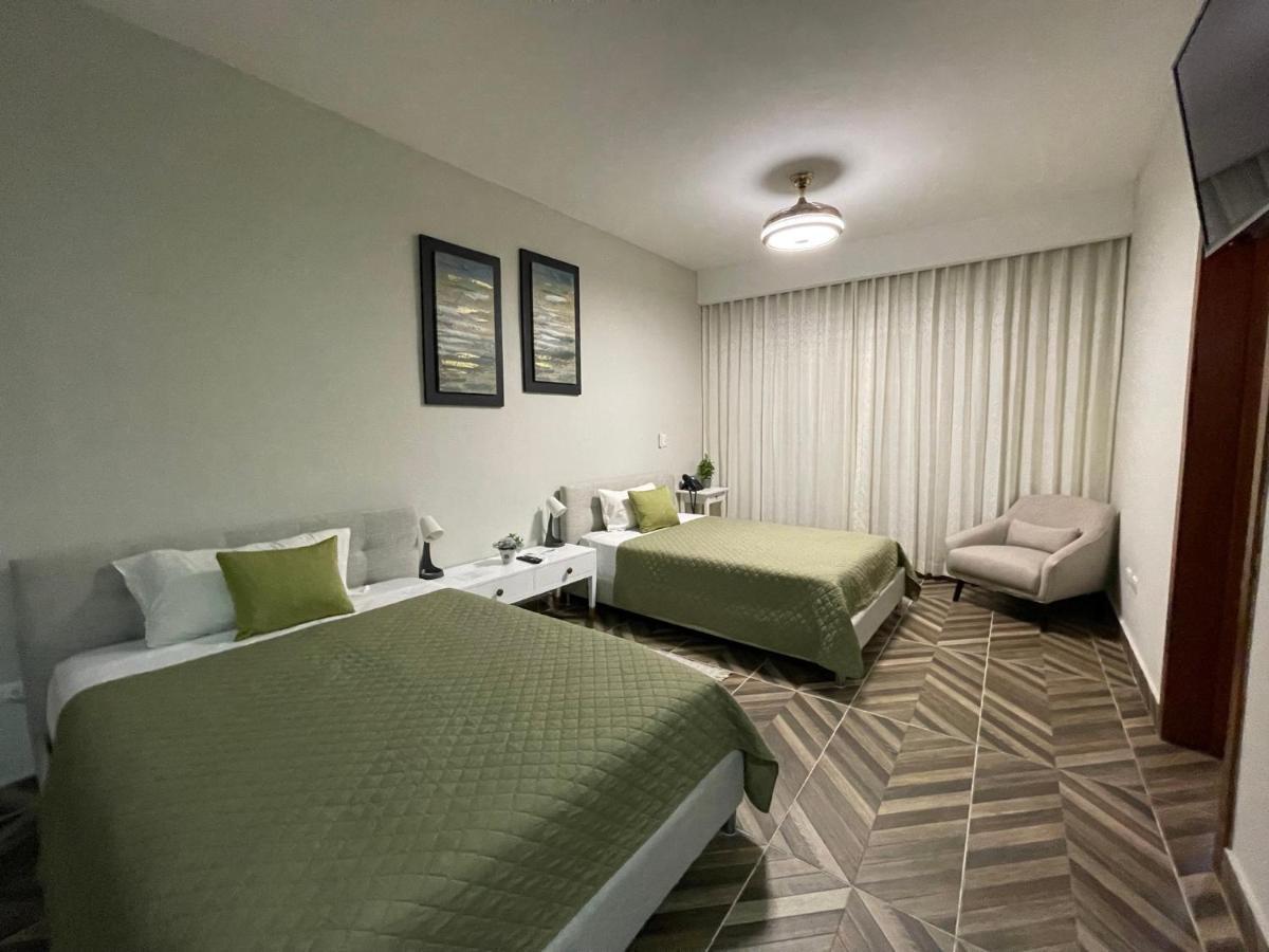 Hotel Monarca Higuey Exterior photo