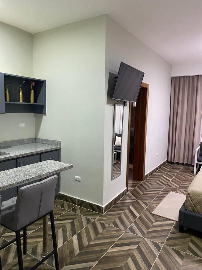 Hotel Monarca Higuey Exterior photo