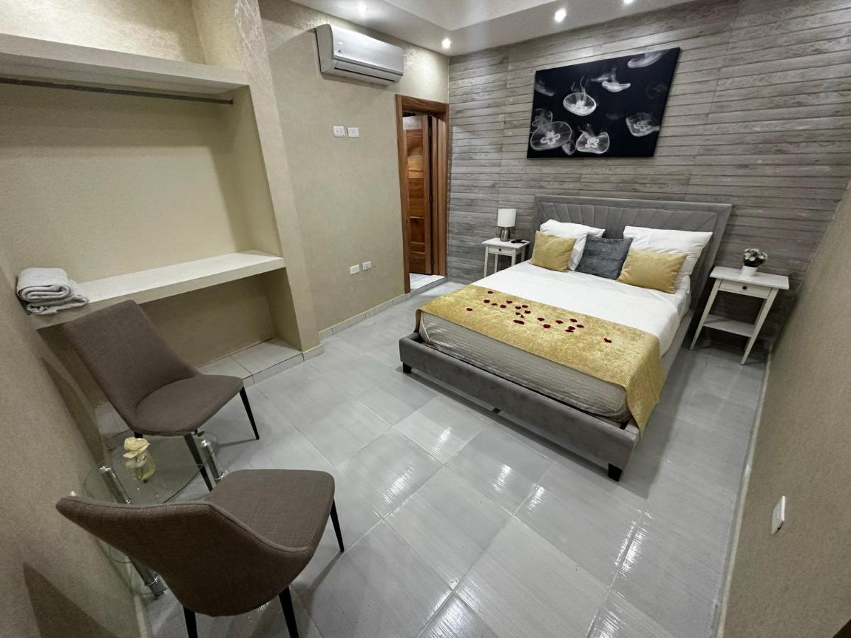 Hotel Monarca Higuey Exterior photo