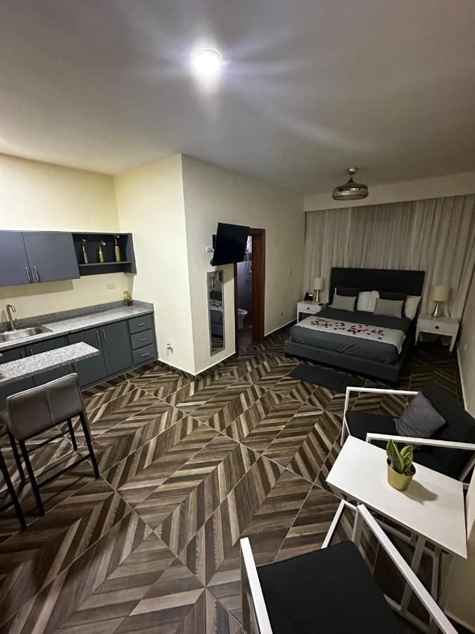 Hotel Monarca Higuey Exterior photo